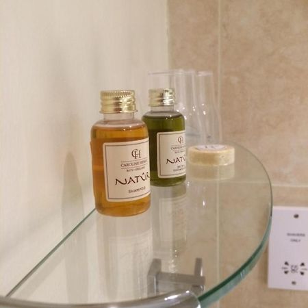 Bulmer Farm B&B Доркінг Екстер'єр фото