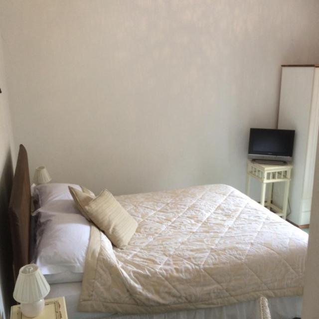 Bulmer Farm B&B Доркінг Екстер'єр фото